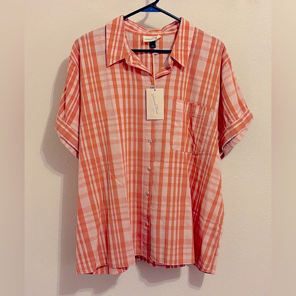 NWT Universal Threads Top Camp Shirt